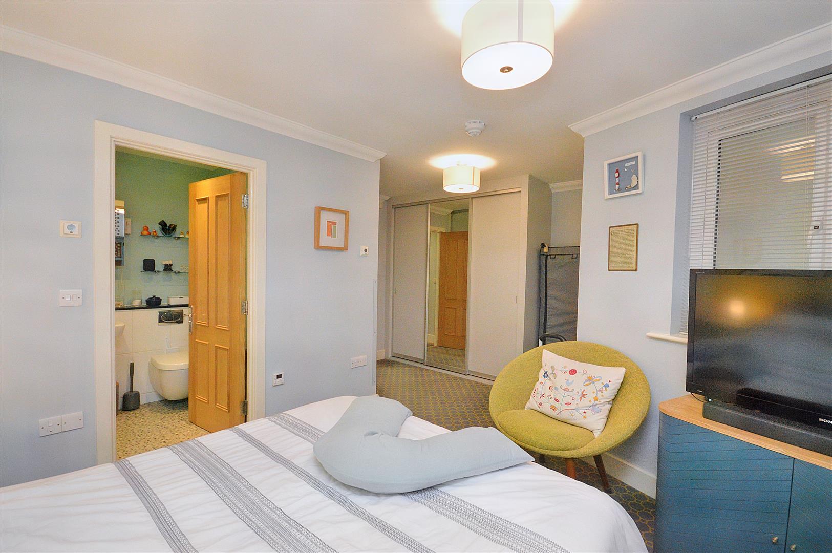 Property Details for Compton Street Eastbourne BN21 4AP Town